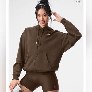ALO yoga Accolade Unisex Hoodie Espresso. Size medium